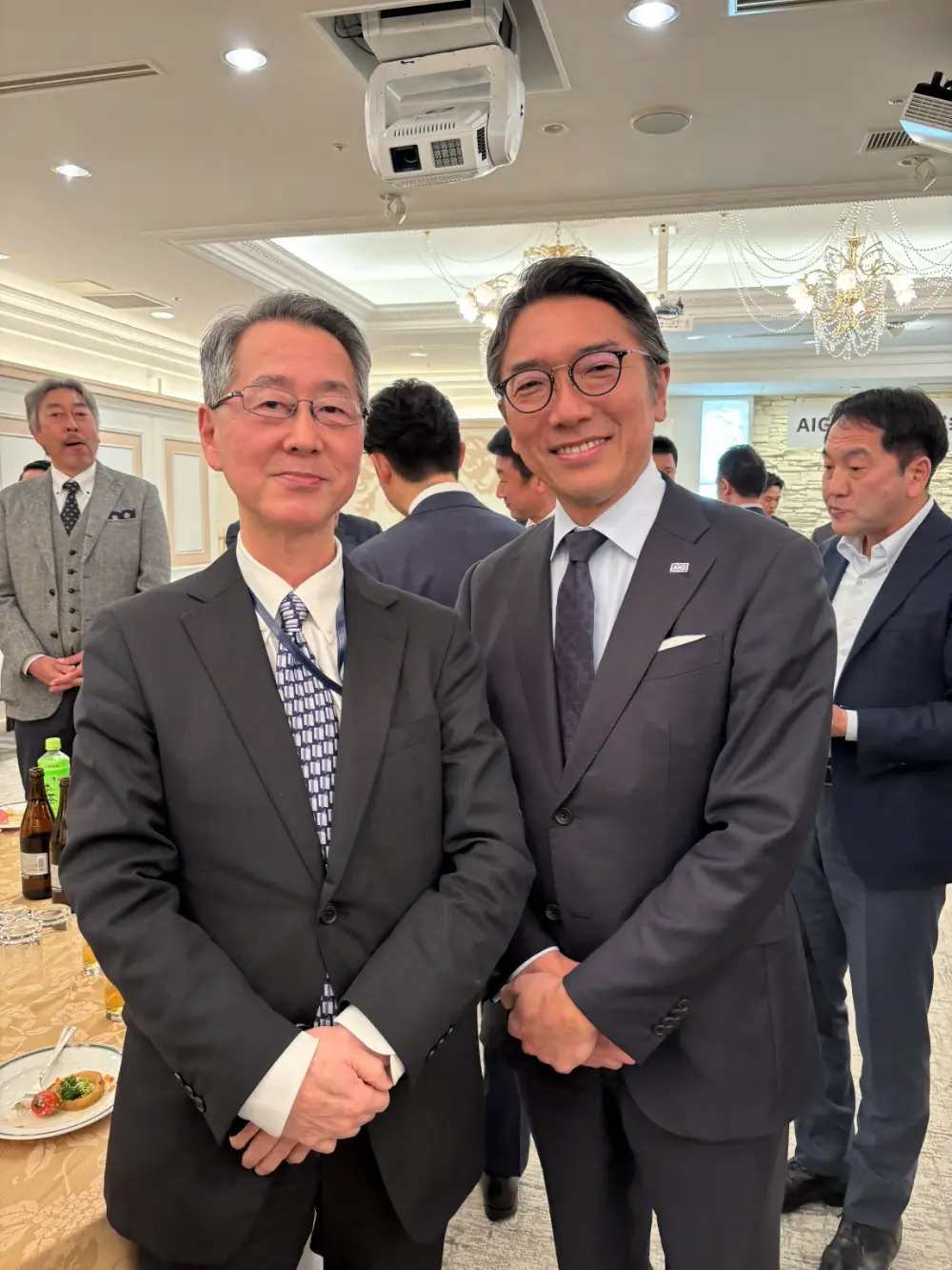 サクセス髙野、AIG辻村取締役